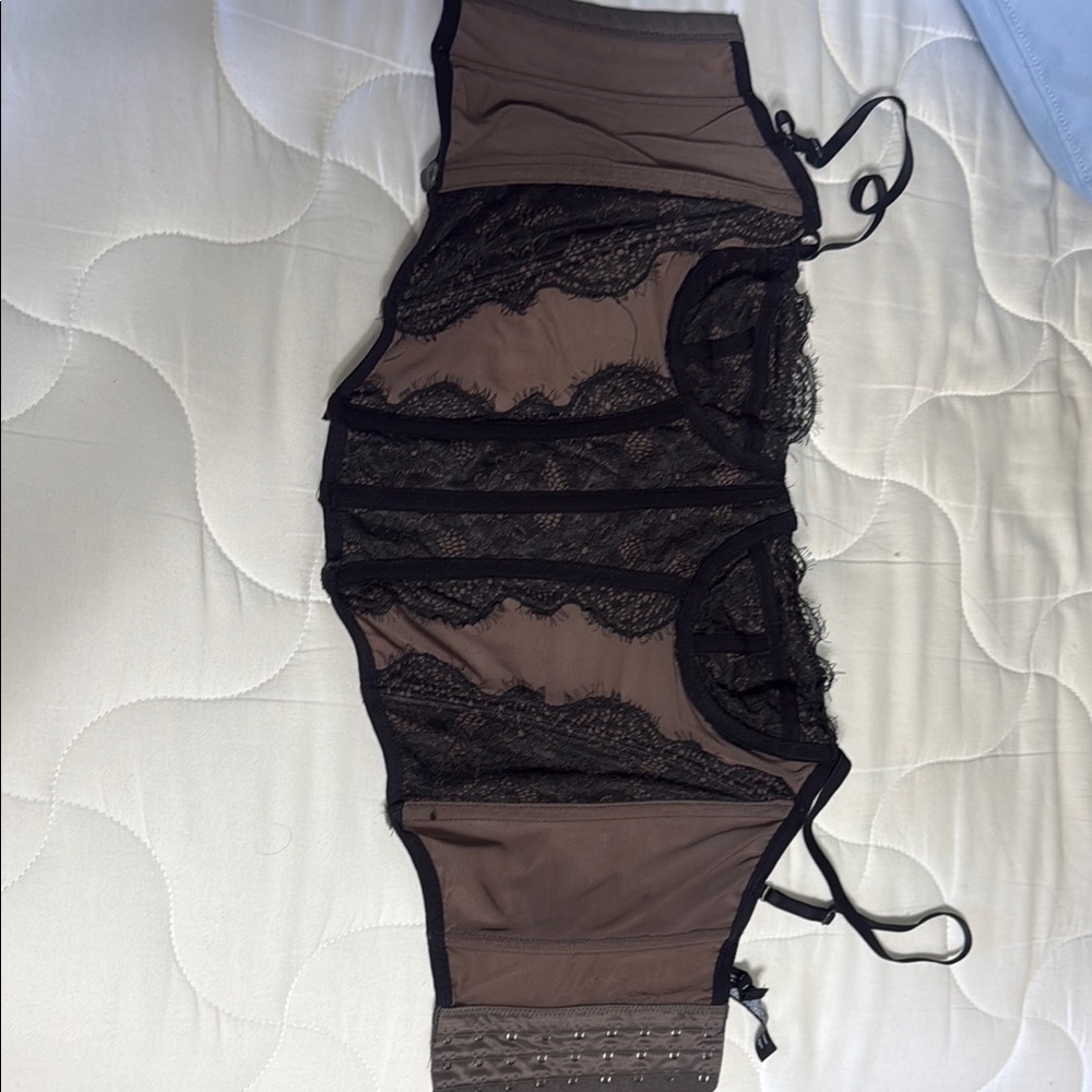 Black Lace Women's top